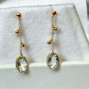 Blue Aquamarine Dangling Earings on 18k Yellow Gold